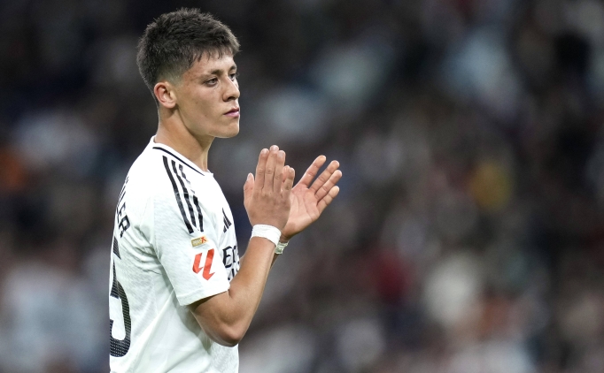 Real Madrid, 9 ki�i kalan Sevilla'y� affetmedi