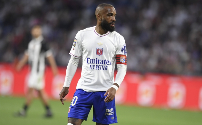 Alexandre Lacazette'den Lyon'a muhte�em veda!