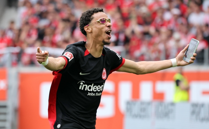 Frankfurt'tan 80 milyon Euro'luk teklife ret!