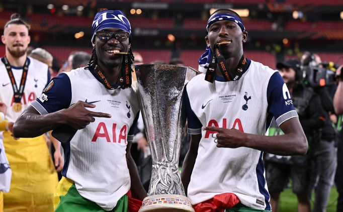 Jose Mourinho'dan Bissouma'ya; 'Fenerbah�e'ye gel'