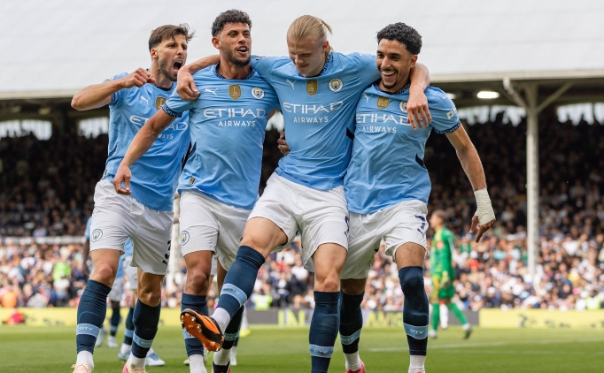 Manchester City, sezonu ���nc� bitirdi!