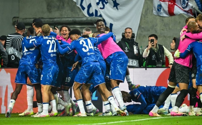 Chelsea, m�thi� geri d�n��le �ampiyon!