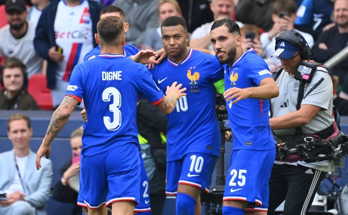 UEFA Uluslar Ligi'nden ���nc� Fransa oldu!