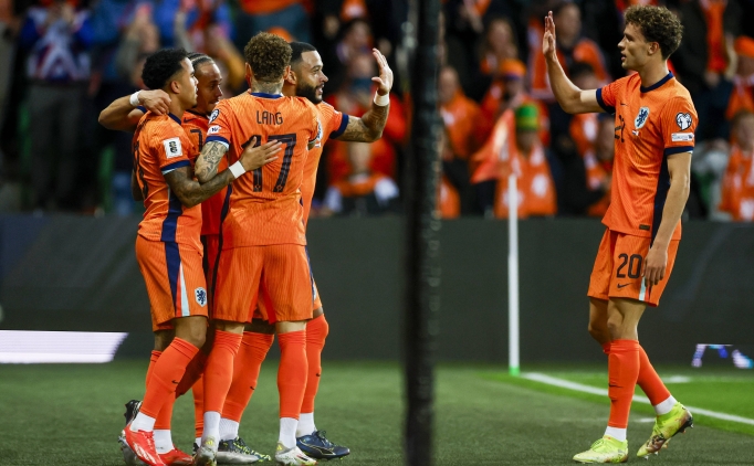 Hollanda'dan Malta'ya gol ya�muru!