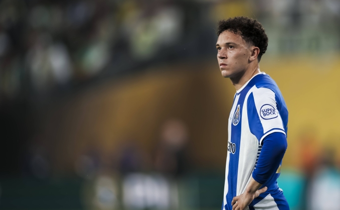 Porto'lu Pepe'ye Premier Lig ve La Liga ilgisi!