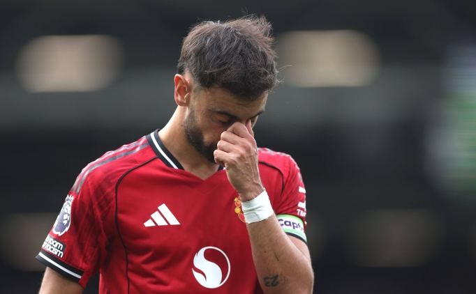 Manchester United, galibiyetle tan��amad�!