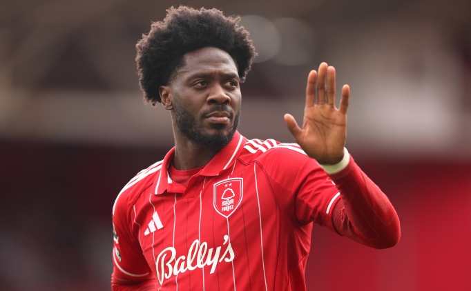 Ola Aina: 'Kimsenin sevgilisi ile konumuyorum'