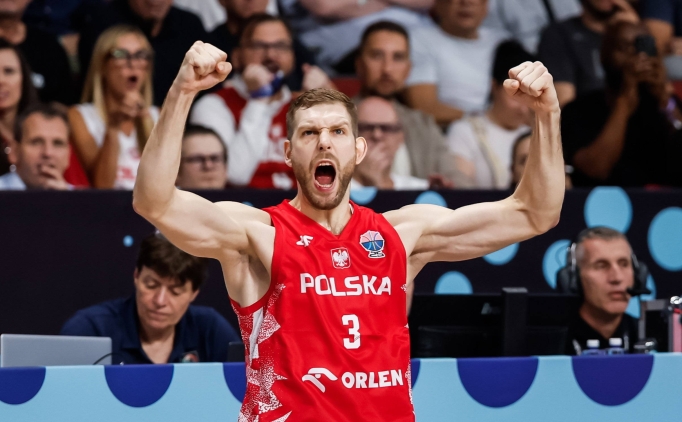 Kar��yaka'da potaya Polonyal� forvet