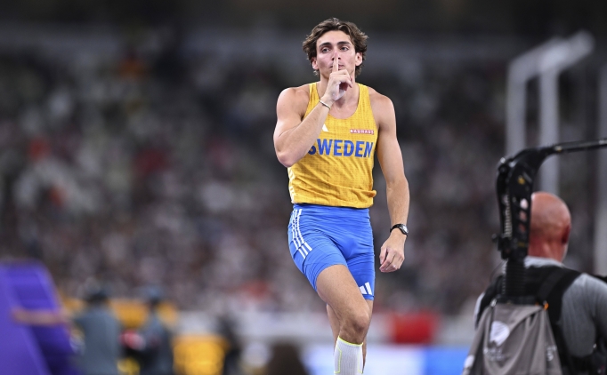 Duplantis'ten Tokyo'da yeni d�nya rekoru: 6.30 metre!