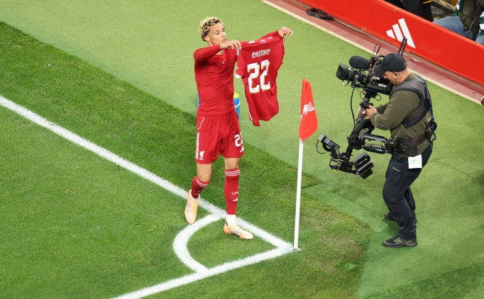 Liverpool'da Hugo Ekitike'ye a��r ceza!