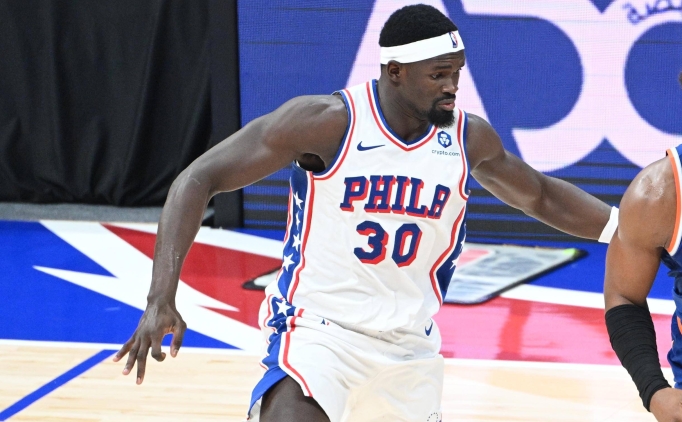 NBA'de Philadelphia 76ers 4'te 4 yapt�
