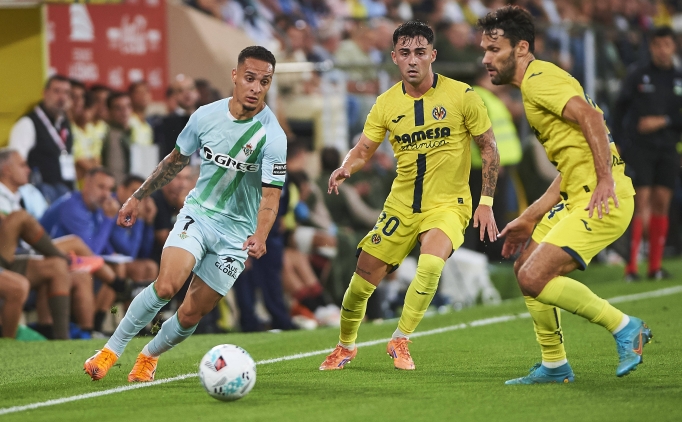 Antony son dakikada sahneye ��kt�, bir puan� kurtard�!