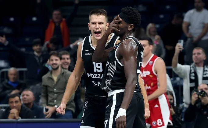 Paris, EuroLeague'de Partizan' datt! 