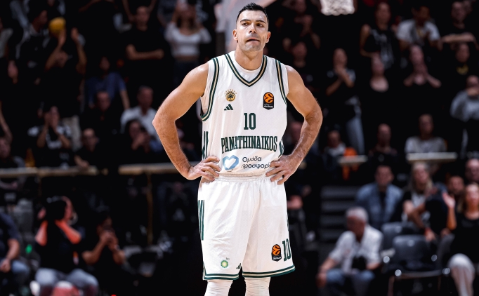 Panathinaikos, Sloukas ile nikah tazeledi!