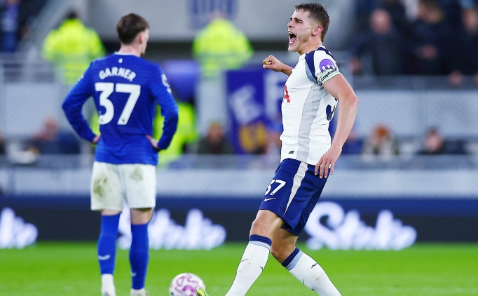 Tottenham, Everton'u deplasmanda 3'ledi!
