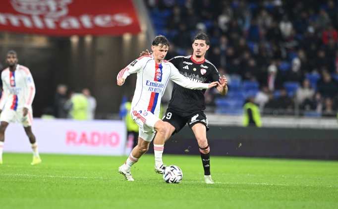 Lyon, 90+1'de galibiyete uzand!