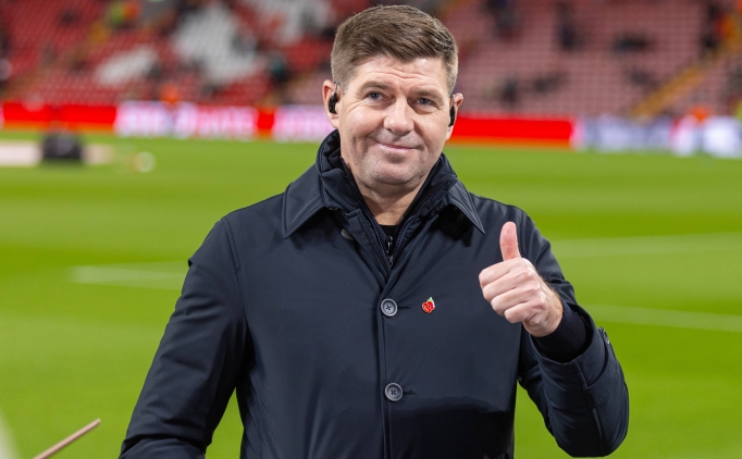 Gerrard'dan sert uyar: 'Liverpool krizde deil ama...'