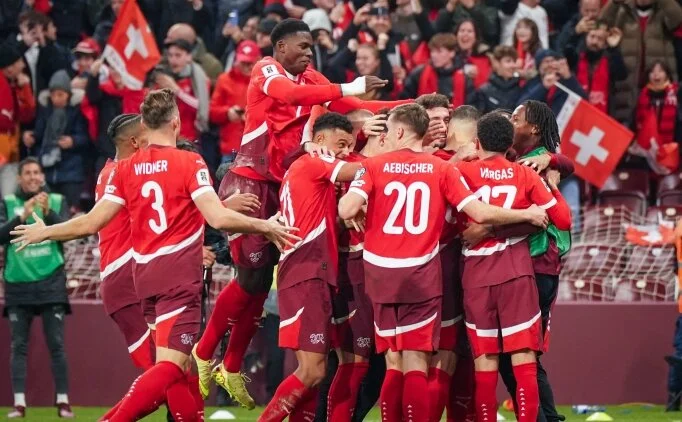 �svi�re, neredeyse D�nya Kupas�'nda