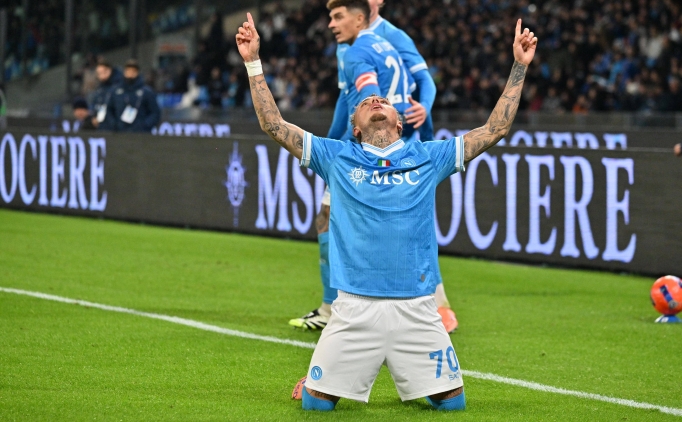 Napoli'den sahasnda rahat galibiyet!