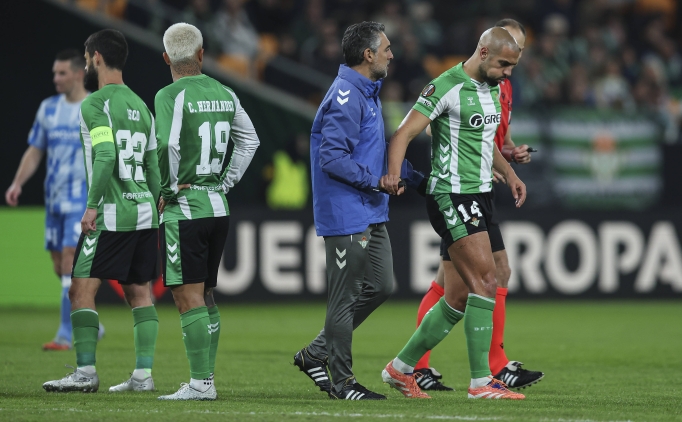 Amrabat sakatland�, Betis kazand�