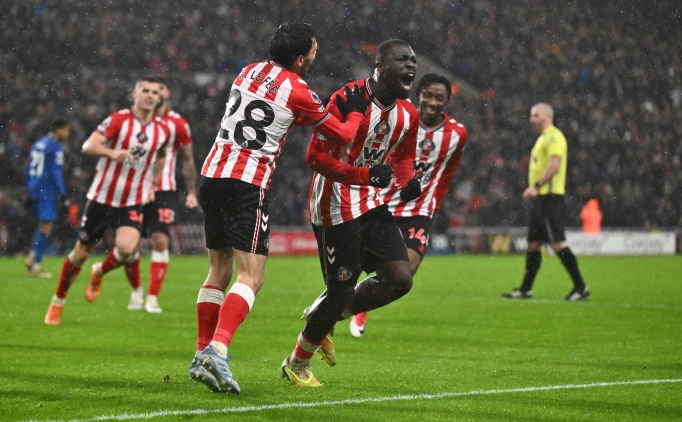 Sunderland'den Bournemouth'a kar inanlmaz geri dn!