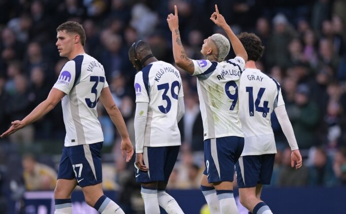 Tottenham'dan evinde rahat galibiyet!