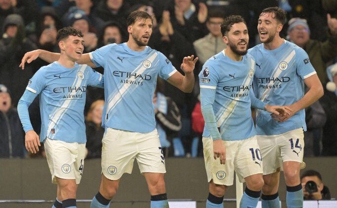 Manchester City kokuyu ald�, Arsenal'e nefesini hissettirdi!