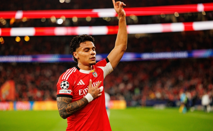 Benfica, evinde Napoli'yi geti!