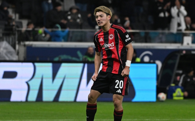 Eintracht Frankfurt, tek golle 3 puan ald!