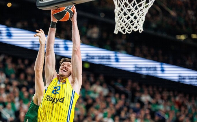 Maccabi Tel Aviv, seriyi 4 ma�a ��kard�!