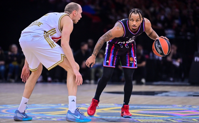 Paris, 6 ma�l�k hasretini K�z�ly�ld�z'la bitirdi