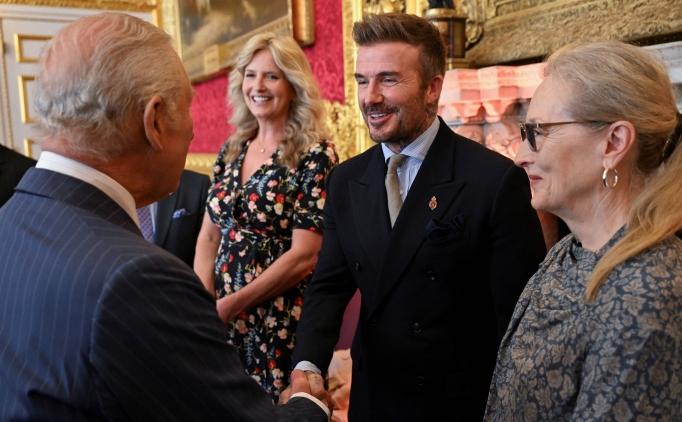 David Beckham resmen ��valye oldu!
