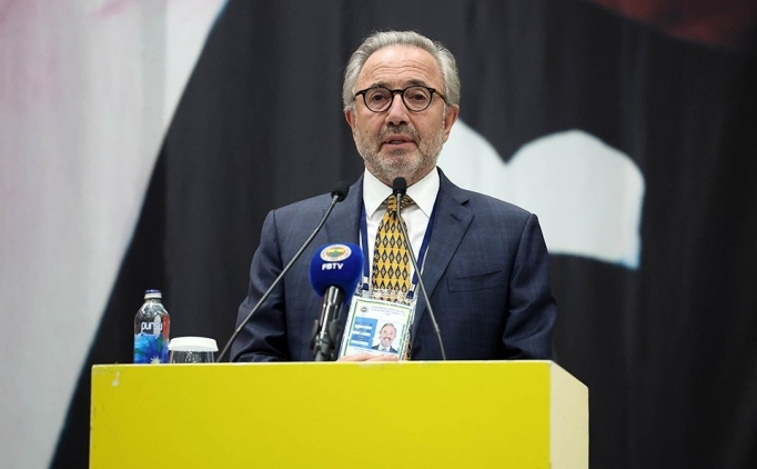 Fenerbah�e'de Hamdi Ak�n'dan teknik direkt�r a��klamas�