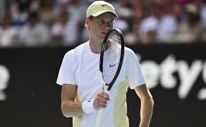 Wimbledon'da tek erkekler dnya 1 numaras Sinner, ikinci tura ykseldi