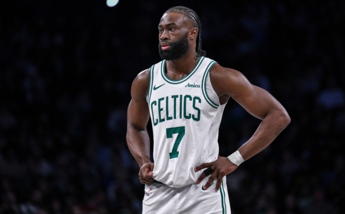 Brown: 'Celtics i�in �ok fedakarl�k yapt�m ama bazen bu g�rmezden geliniyor'