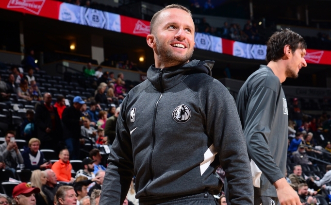 JJ Barea, Denver Nuggets'�n yard�mc� antren�r� oldu