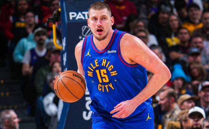 Jokic st ste 5. triple-double'n yapt, Kings'i datt!