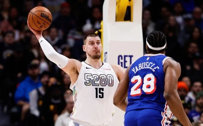 Jokic 19'uncu triple-double'yla, 76ers' domine etti!