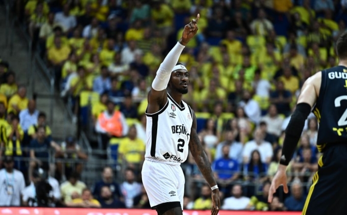 Be�ikta�'ta Jonah Mathews ile bir y�l daha