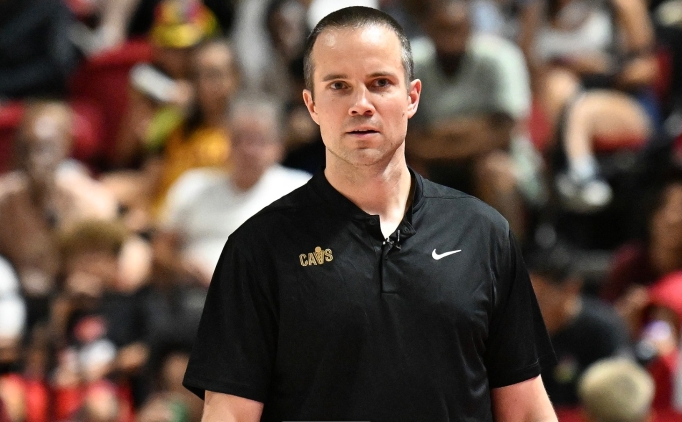 Suns'�n yeni ba�antren�r�, Jordan Ott oldu