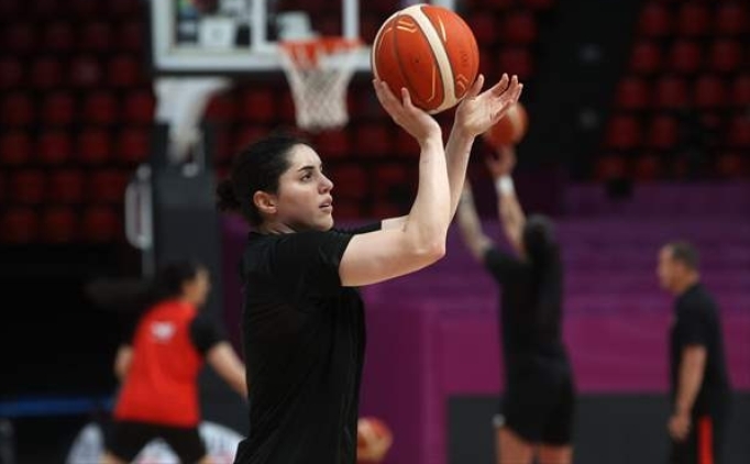 A Milli Kad�n Basketbol Tak�m�, Yunanistan ma�� haz�rl�klar�n� tamamlad�