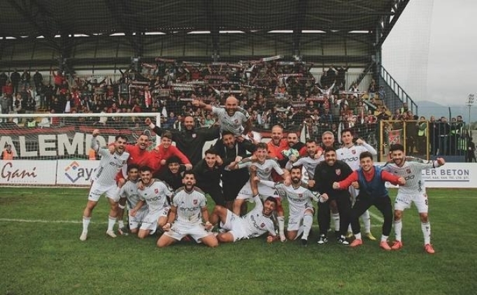 Kar��yaka'da hedef �mer Faruk Sezgin