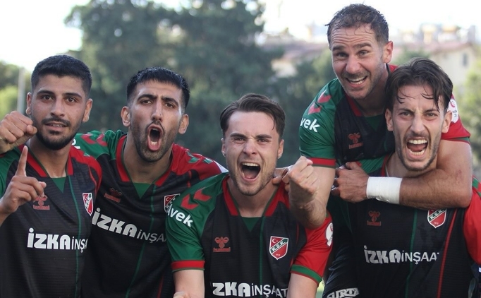 Kar��yaka d�rt d�rtl�k