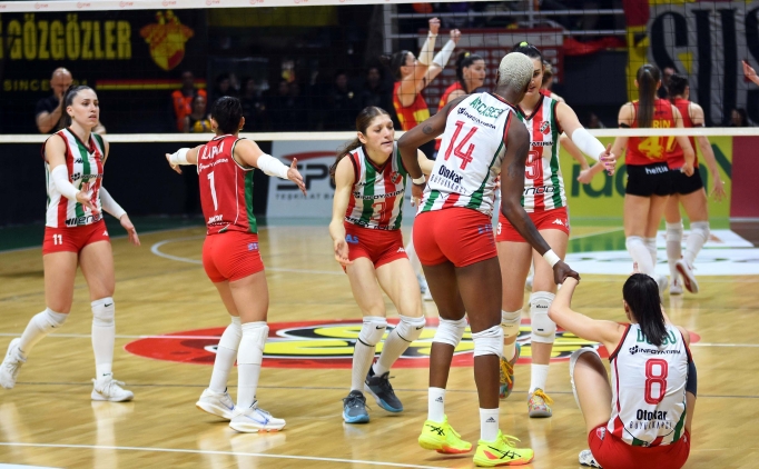 Kar��yaka filede 7'nci kez h�sran ya�ad�