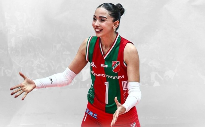 Kar��yaka Voleybol'da bir ayr�l�k daha