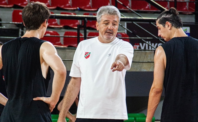 Karyaka'da hazrlklar balad