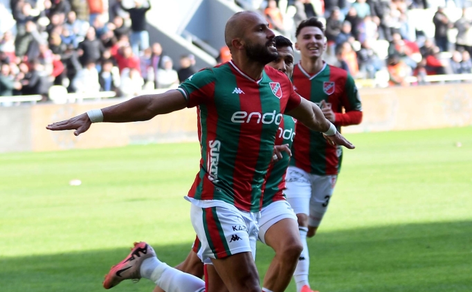 Kar��yaka, taraftar� �n�nde kritik ma�ta