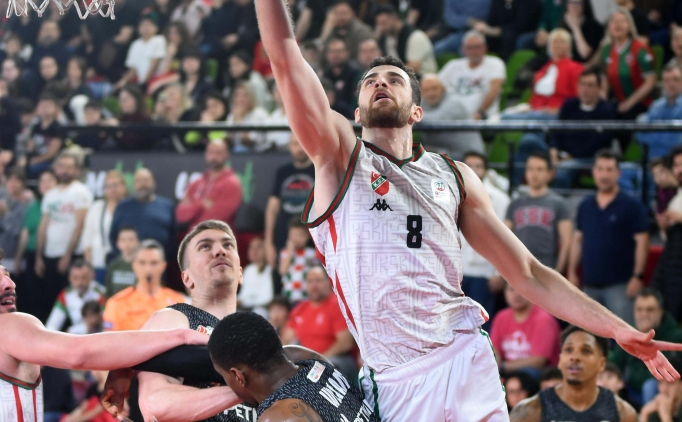 Kar��yaka'ya Hakan Say�l�'dan k�t� haber!