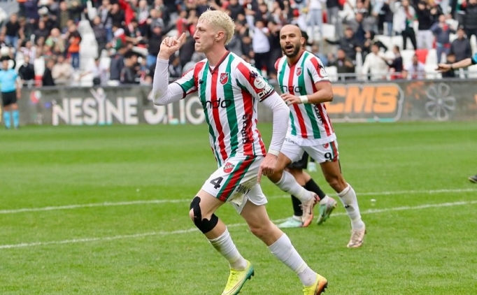 Kar��yaka'n�n g�vencesi Abd�lkadir �ks�z