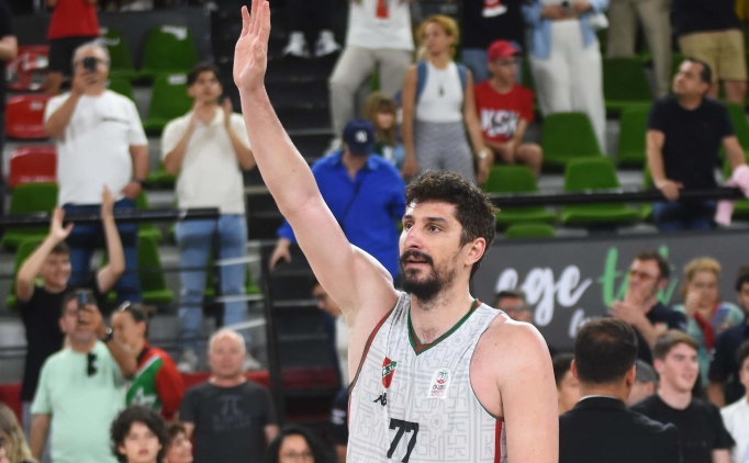 Muhsin Ya�ar, Kar��yaka'ya veda etti!